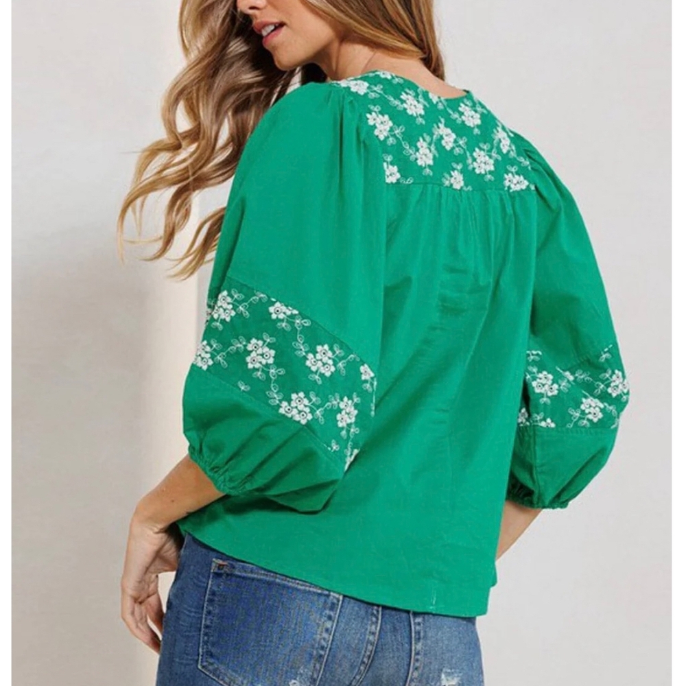 Ces Femme Boho Chic Green Embroidered Top - Picture 3 of 4